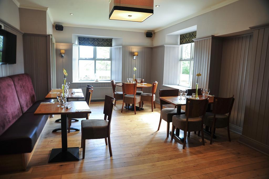The Warwick Arms Hotel Chew Magna Kültér fotó